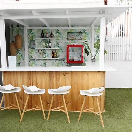 The Vintage Club Caters To Gay Men 3* San Bartolomé
